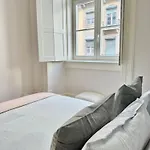 Quarto Na Baixa Wc Privativo