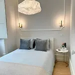 Quarto Na Baixa Wc Privativo
